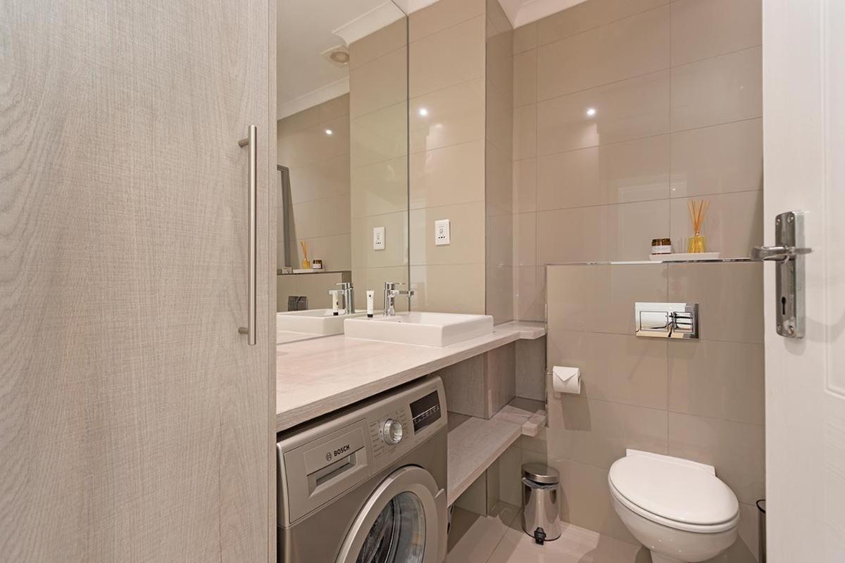 Stunning Sea View Apartment - Camps Bay Cape Town Luaran gambar