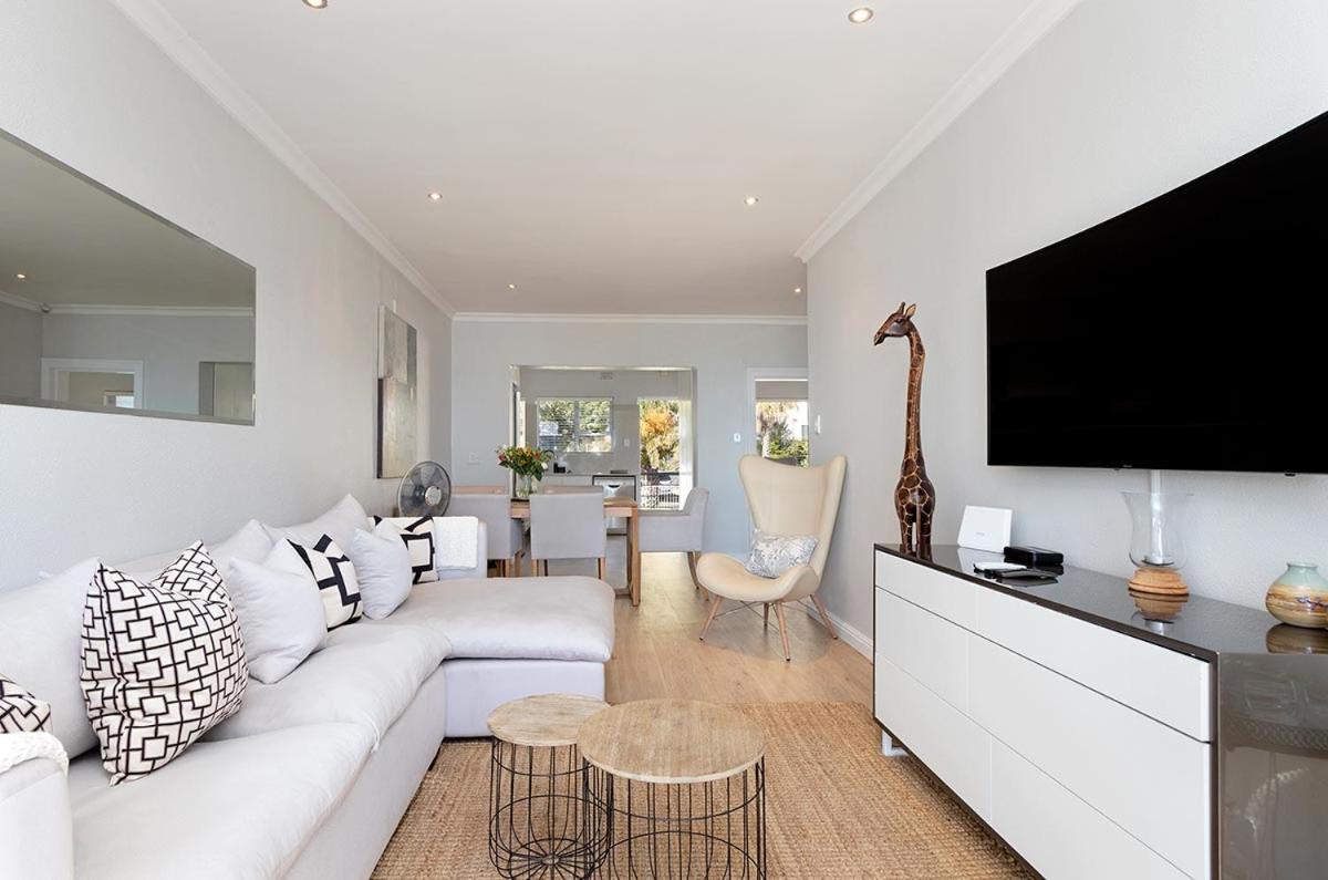 Stunning Sea View Apartment - Camps Bay Cape Town Luaran gambar